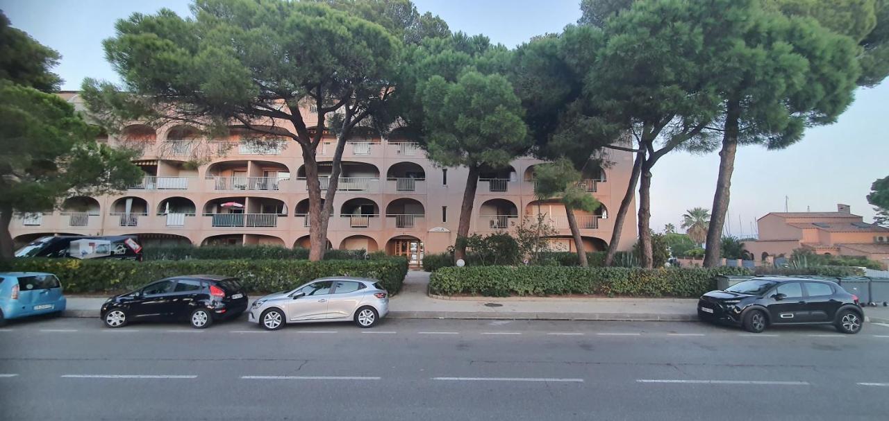 Hyeres Beach Exterior photo