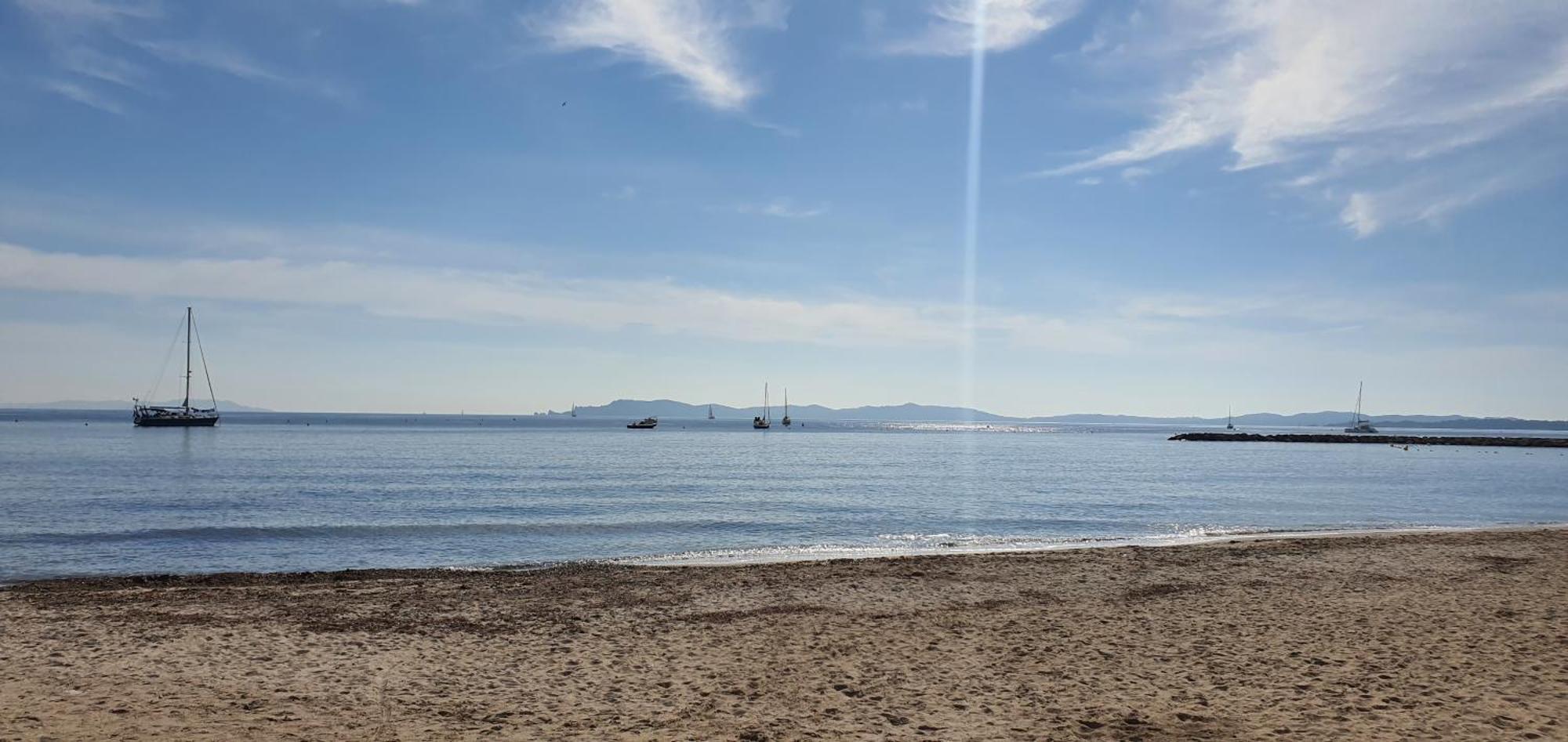 Hyeres Beach Exterior photo