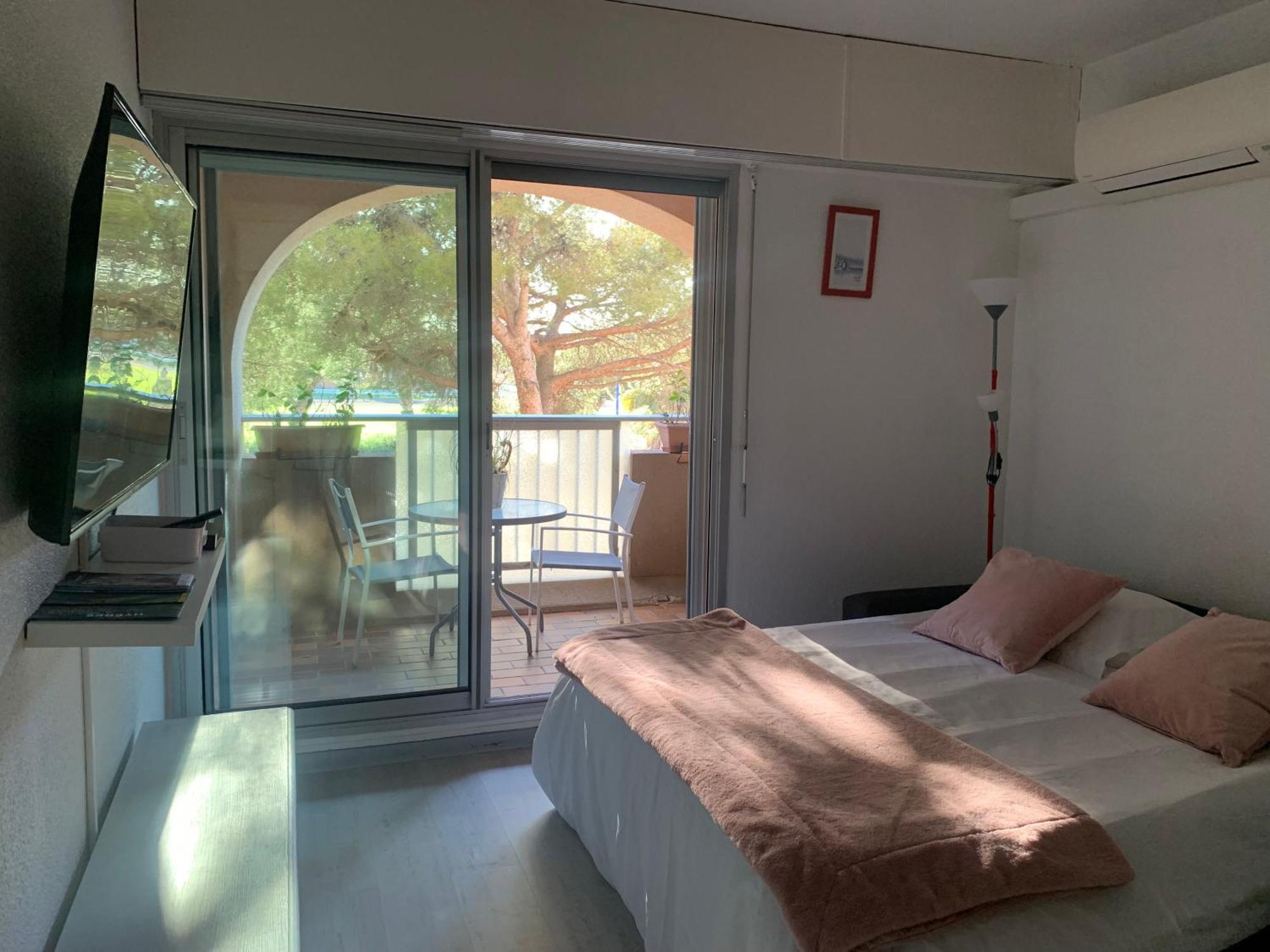 Hyeres Beach Exterior photo